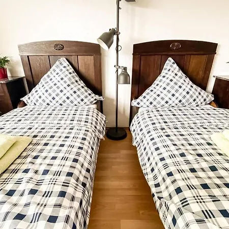 Am Auensee Mit Grosser Terrasse & Privat-parkplatz Lipcse